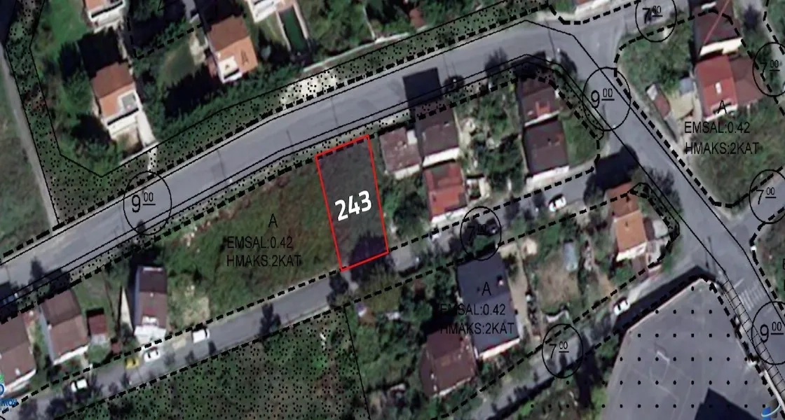 A ready-to-develop land for sale in the center of Arnavutköy, specifically in Taşoluk | L243