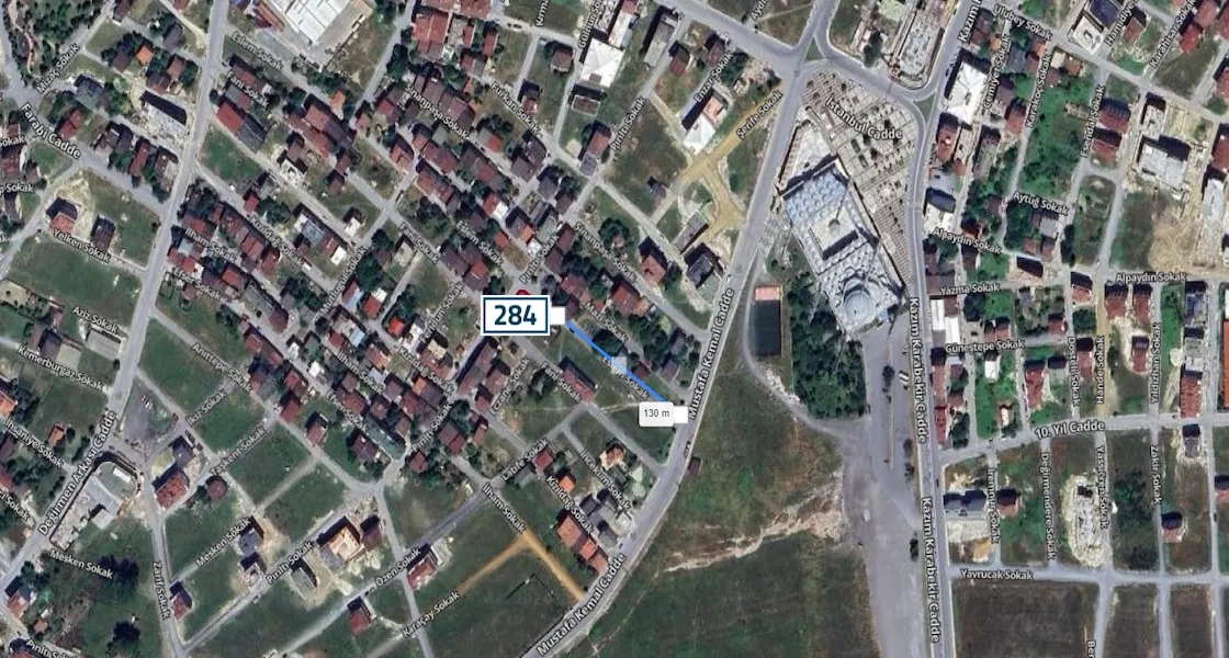 Arnavutköy'ün merkezinde, özellikle Taşoluk'ta inşaata hazır satılık arsa | L284