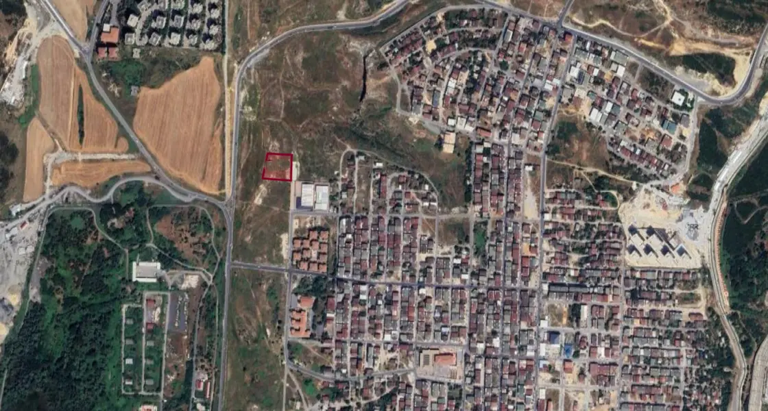 Başakşehir - Kayabaşı'nda konut imarlı satılık arsa | L317
