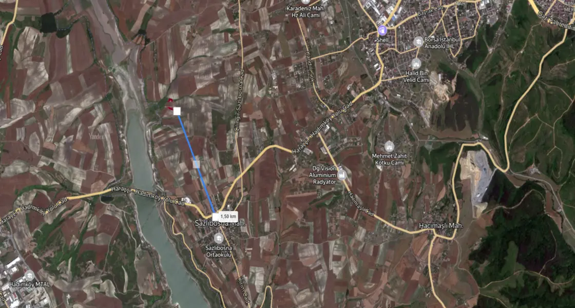 İstanbul Kanalı üzerinde, Arnavutköy'de, özellikle Sazlıbosna'da satılık arsa | L319