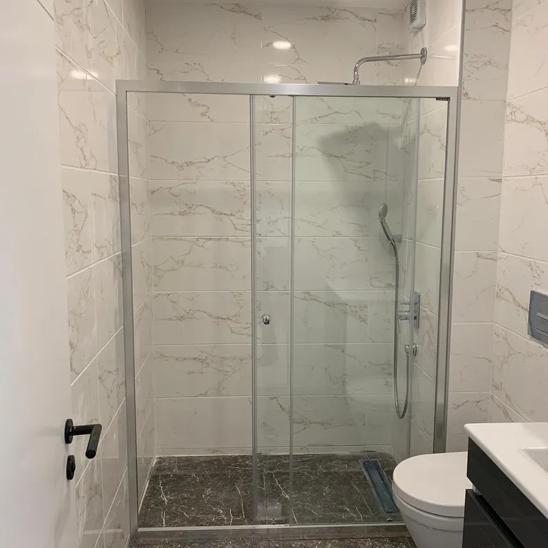 For sale room apartment and hall SH141