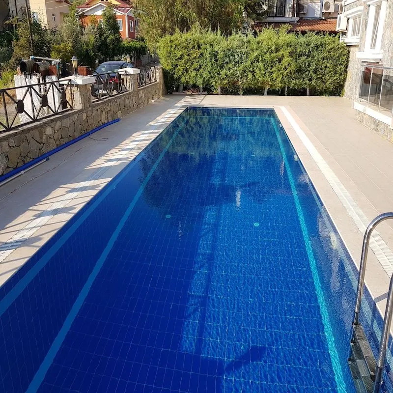 Satılık, Muğla Fethiye'de iki odalı bir konut dairesi ve bir oturma odası | SH172