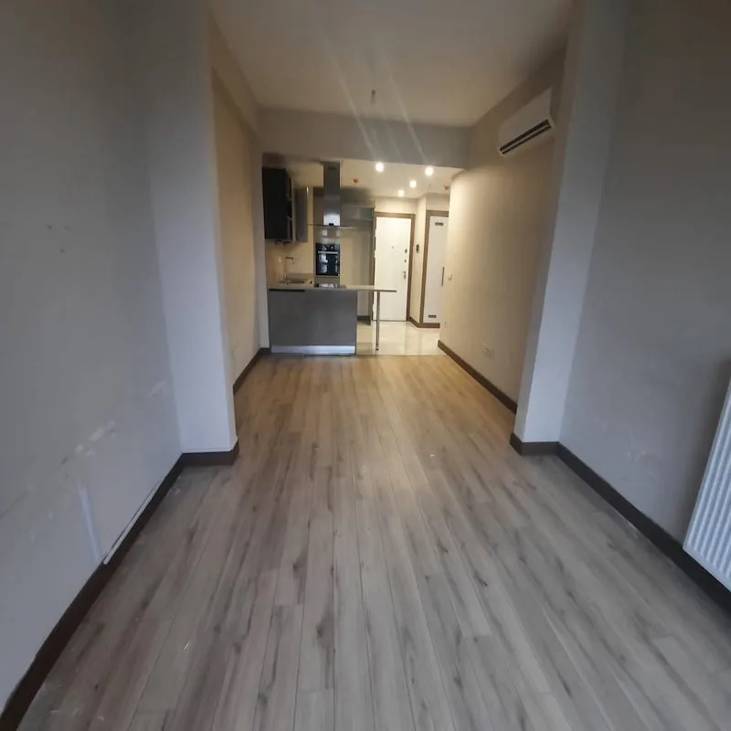 İstanbul Bahçeşehir'de Satılık Tek Yatak Odalı Daire | SH179