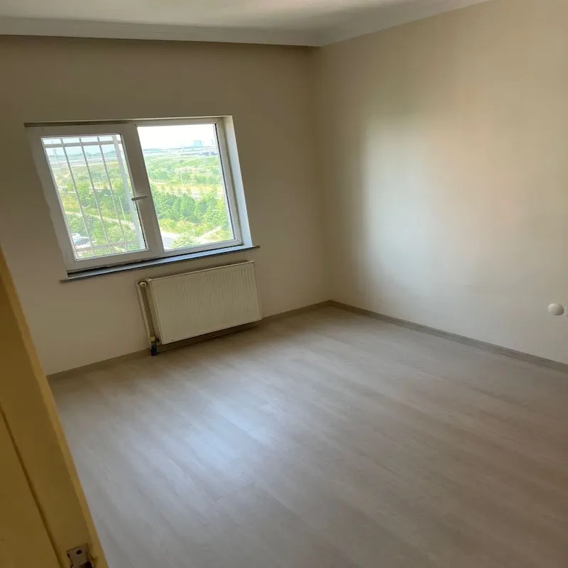 Apartment for sale with two bedrooms and a living room in Basaksehir, Istanbul | SH200