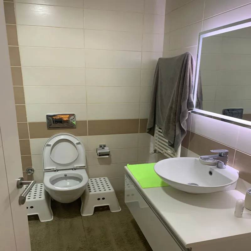 Esenyurt'ta bir konut kompleksinde satılık ferah daire | SH243