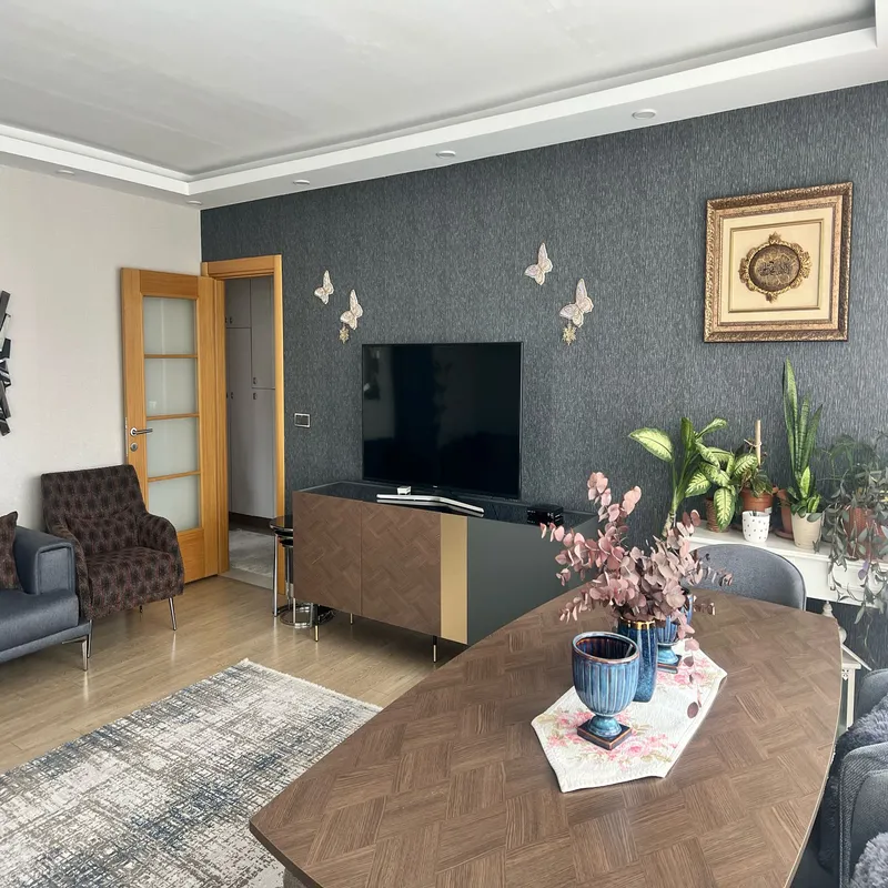 Apartment for sale in Buyukcekmece with a garden view | SH244