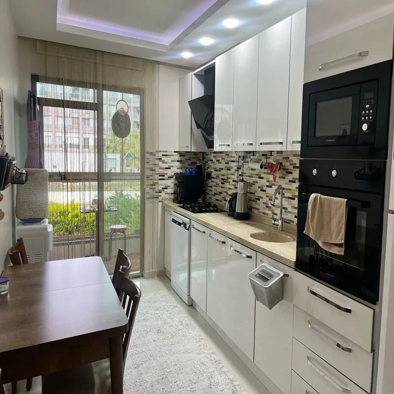 Apartment for sale in Buyukcekmece with a garden view | SH244